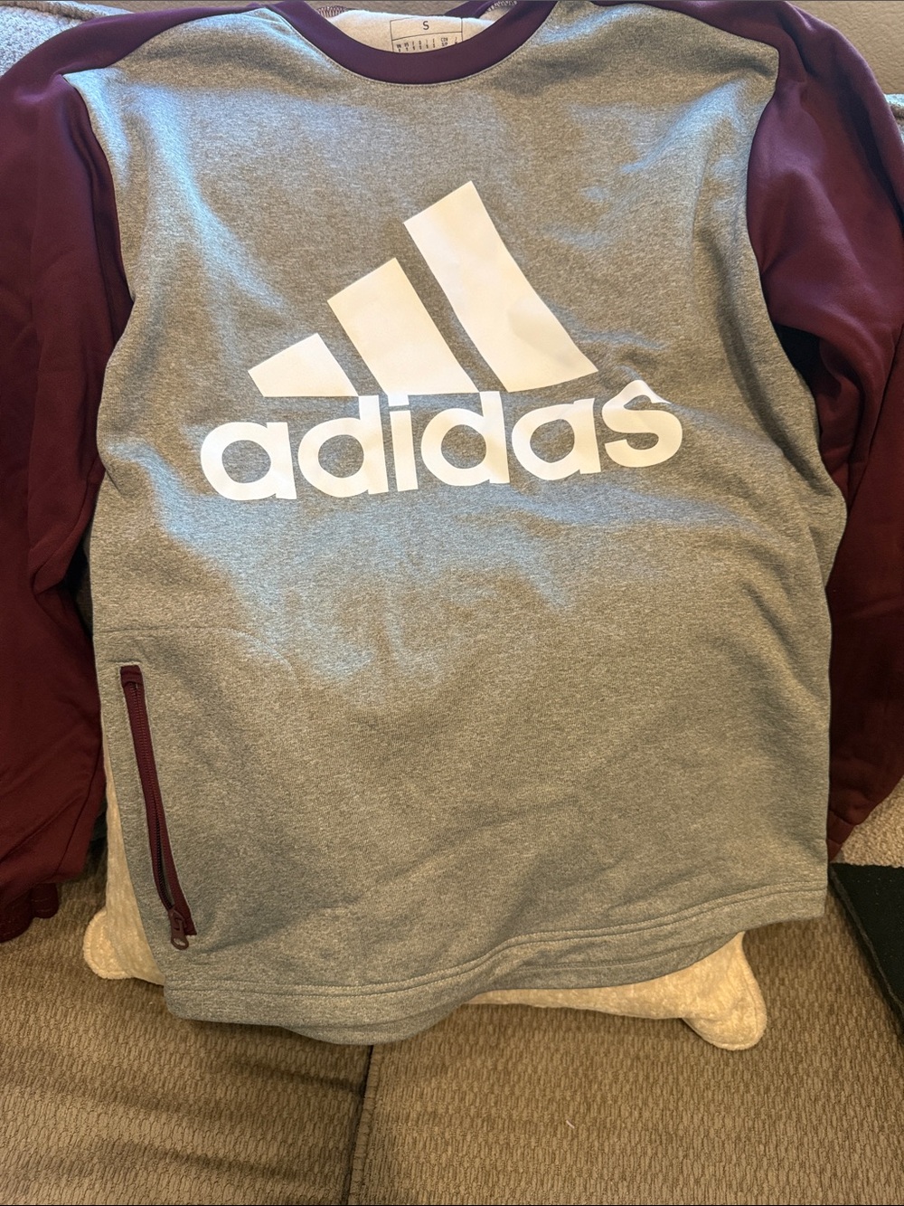 adidas Men’s Gray Crewneck Sweatshirt with Maroon Sleeves